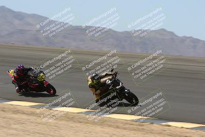 media/Apr-10-2022-SoCal Trackdays (Sun) [[f104b12566]]/Bowl (11am)/